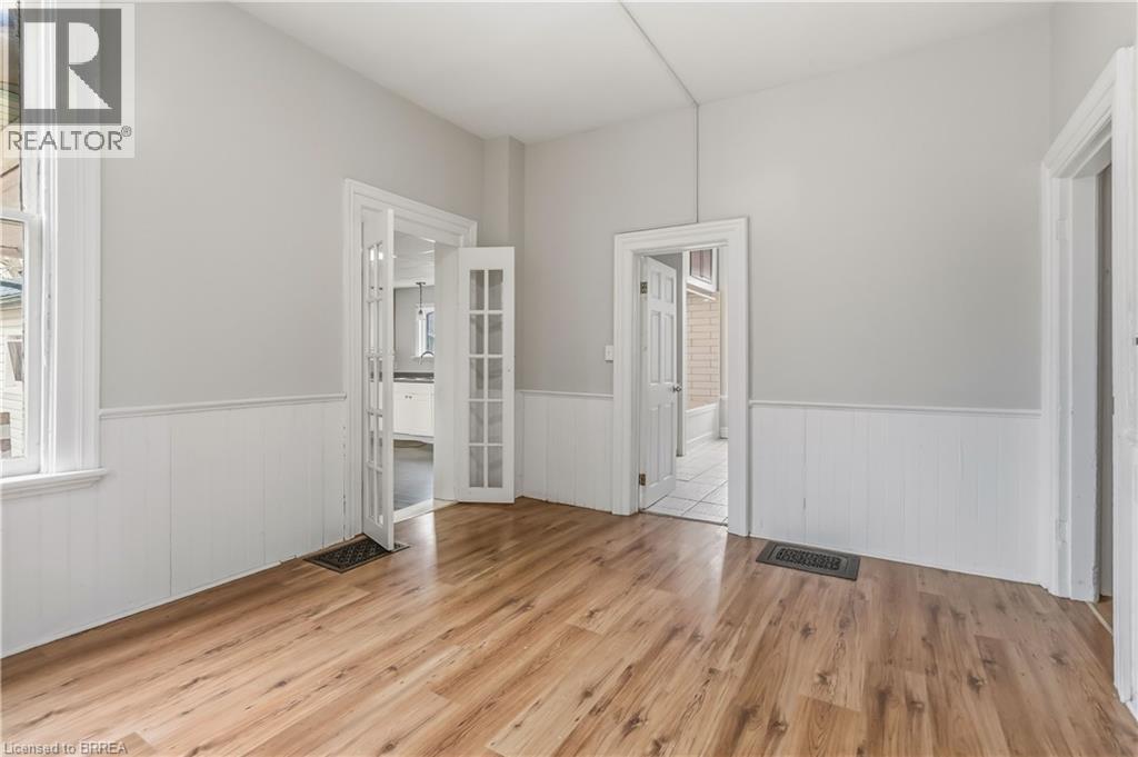 74 Pearl Street, Brantford, Ontario  N3T 3N7 - Photo 17 - 40820943