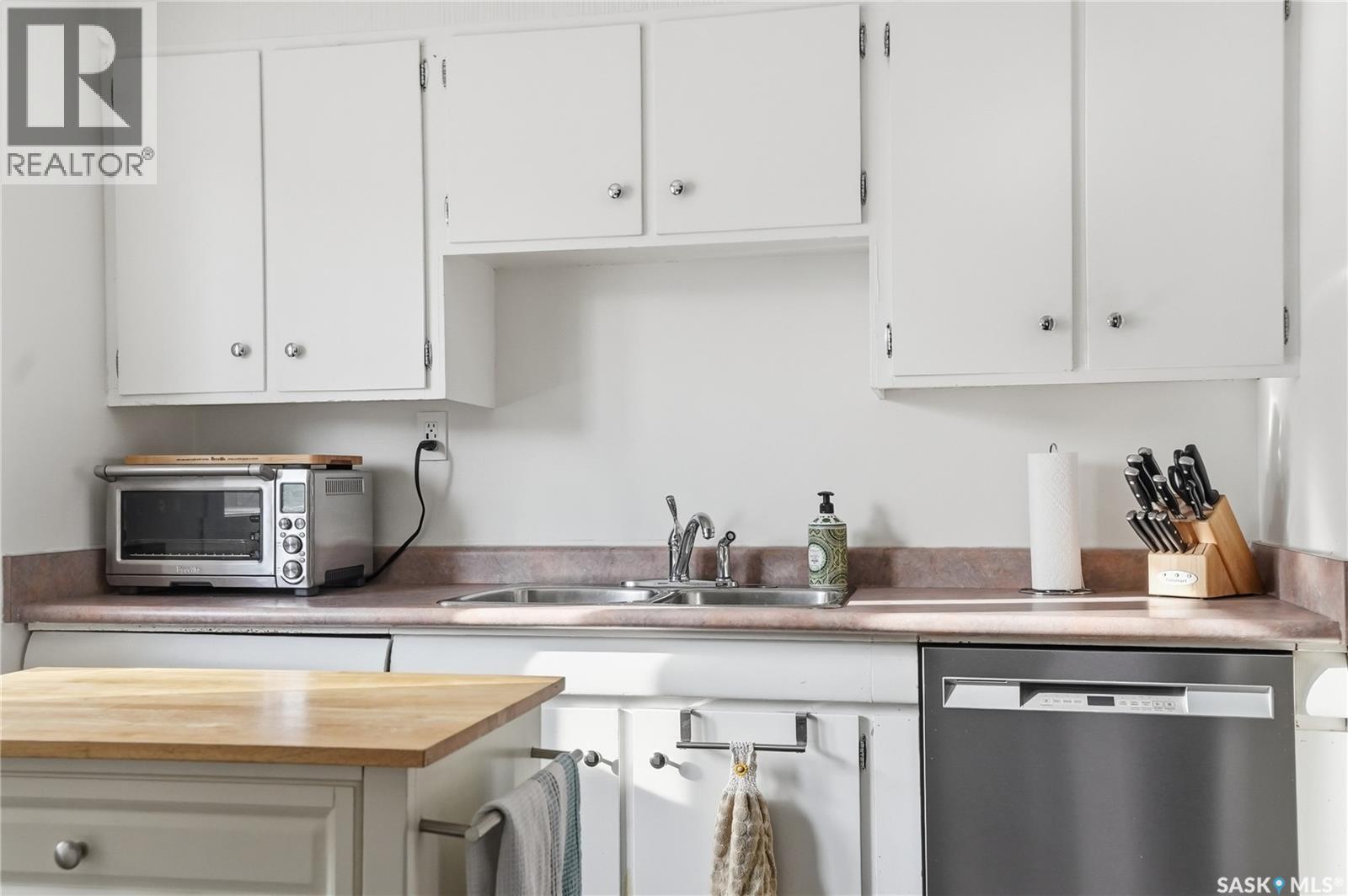 2230 William Avenue, Saskatoon, Saskatchewan  S7J 1A6 - Photo 17 - SK033394