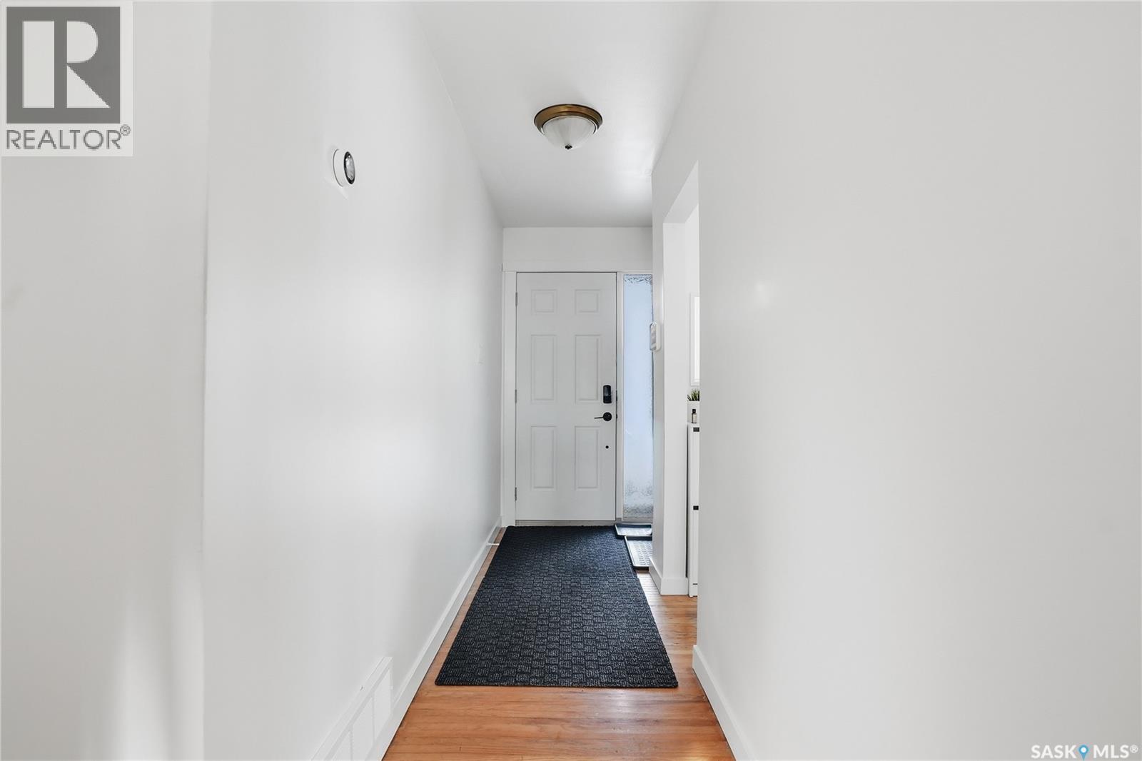 2230 William Avenue, Saskatoon, Saskatchewan  S7J 1A6 - Photo 3 - SK033394