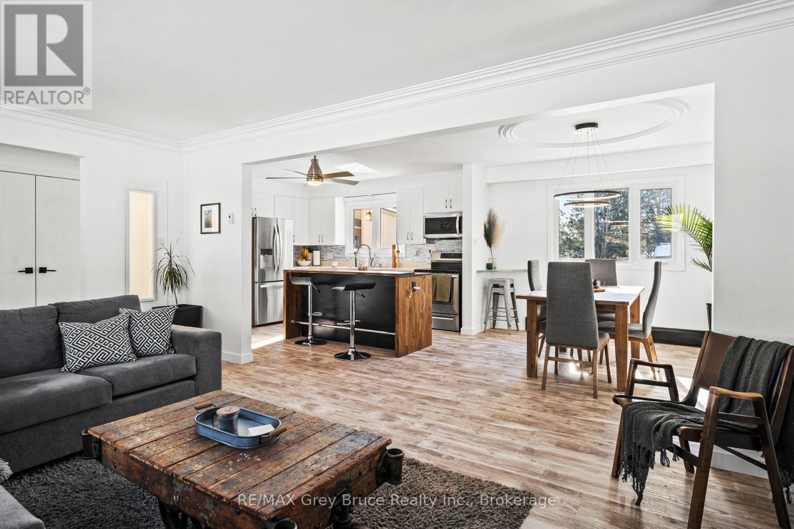 74 Inwood Crescent, Kitchener, Ontario  N2M 2M1 - Photo 14 - X12860246