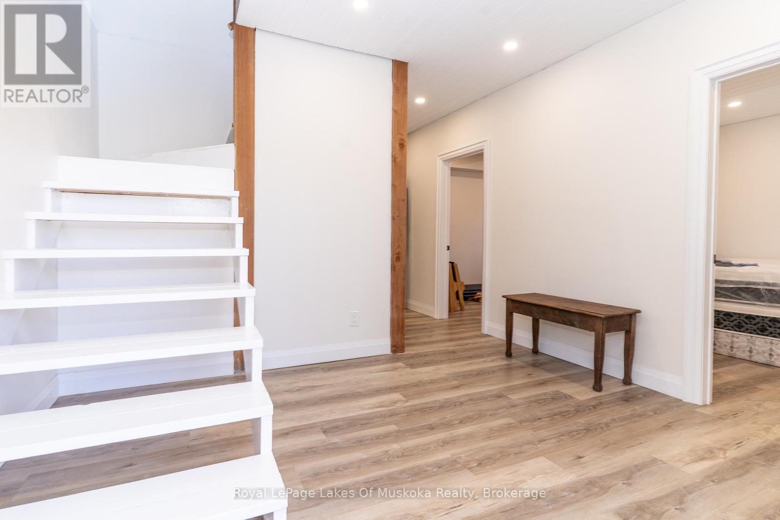 1361 Rosseau Lake 2 Road, Muskoka Lakes, Ontario  P0B 1M0 - Photo 6 - X12921032