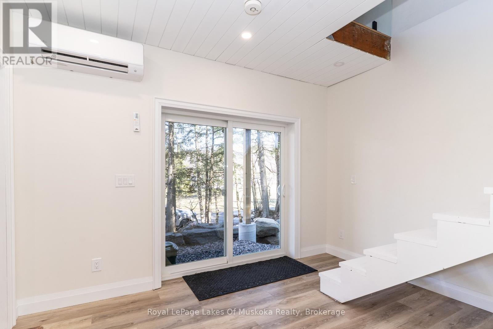 1361 Rosseau Lake 2 Road, Muskoka Lakes, Ontario  P0B 1M0 - Photo 7 - X12921032