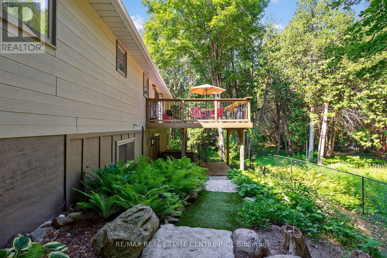 Rd - 16 Cedar Lane, Mono, Ontario  L9W 6C8 - Photo 34 - X13021482