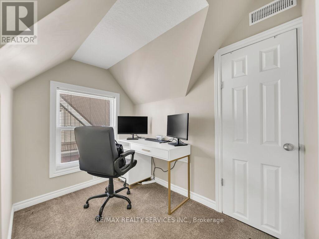 65 Moore Street, St. Thomas, Ontario  N5R 3W4 - Photo 41 - X13021530