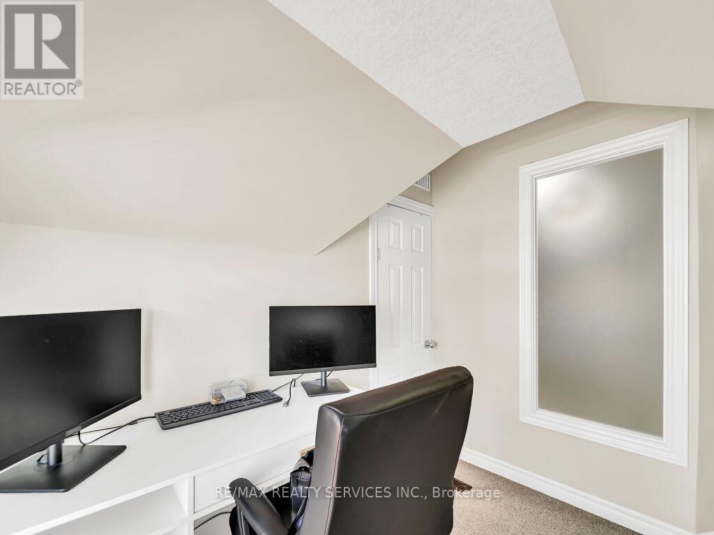 65 Moore Street, St. Thomas, Ontario  N5R 3W4 - Photo 42 - X13021530