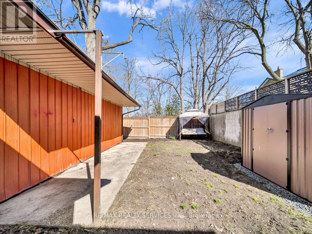 65 Moore Street, St. Thomas, Ontario  N5R 3W4 - Photo 46 - X13021530