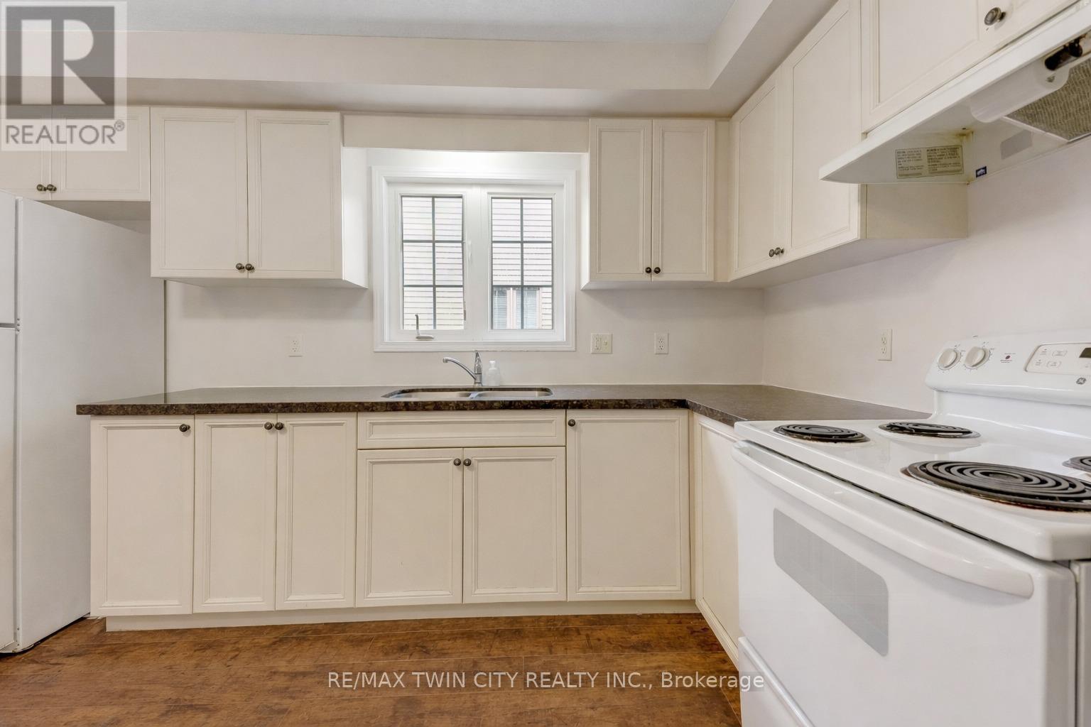 5b - 931 Glasgow Street, Kitchener, Ontario  N2N 0B6 - Photo 6 - X13021606