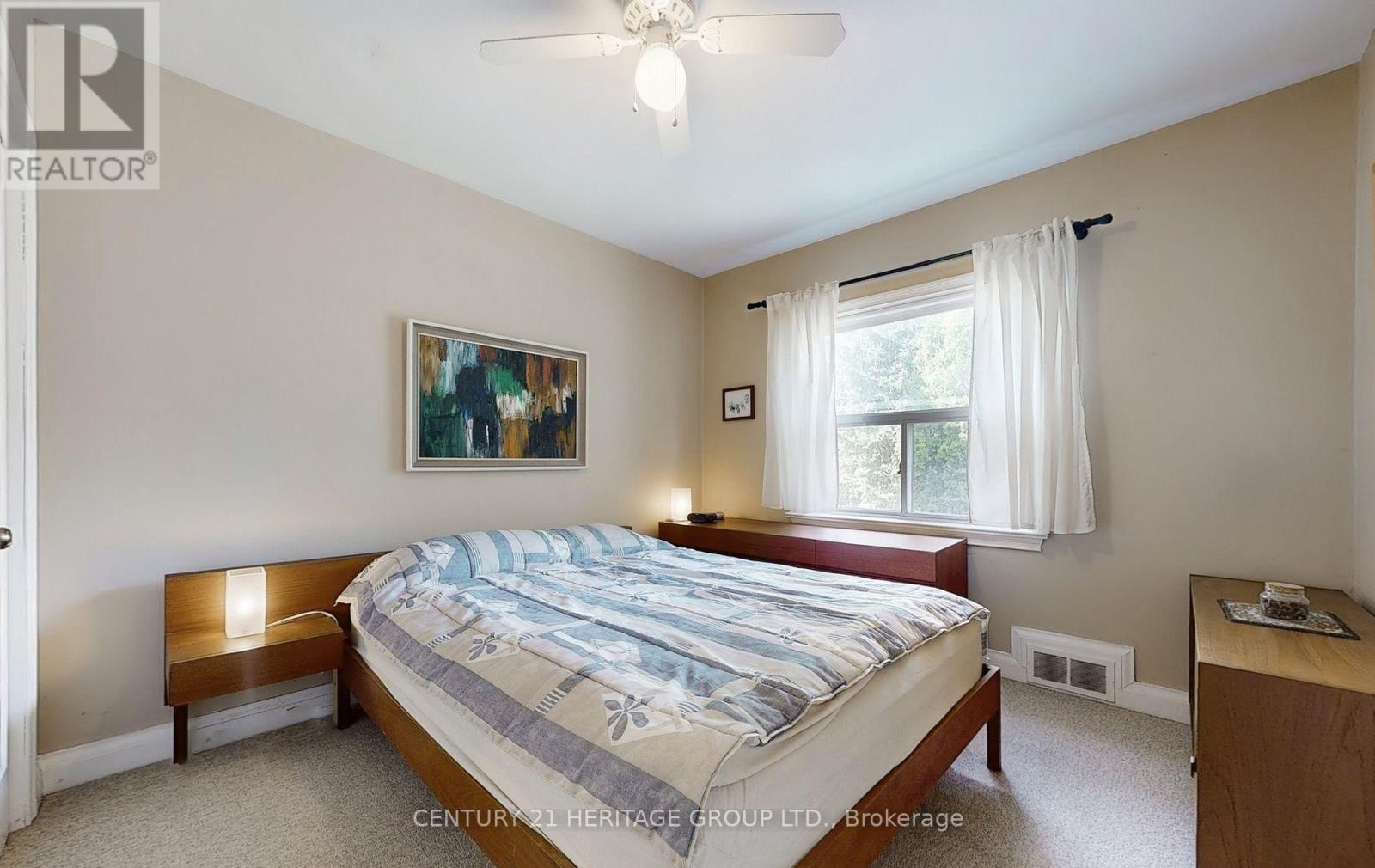 242 Joicey Boulevard, Toronto, Ontario  M5M 2V7 - Photo 12 - C13021102