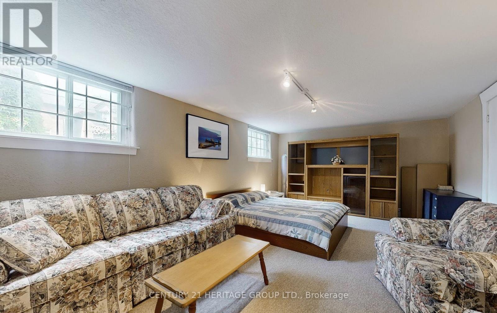 242 Joicey Boulevard, Toronto, Ontario  M5M 2V7 - Photo 15 - C13021102