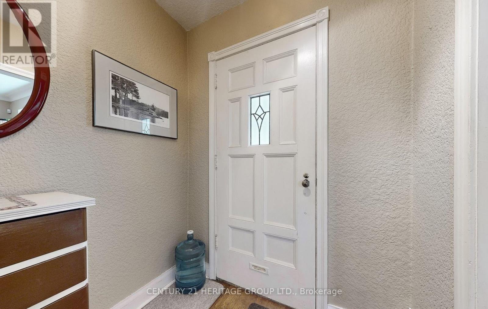 242 Joicey Boulevard, Toronto, Ontario  M5M 2V7 - Photo 17 - C13021102