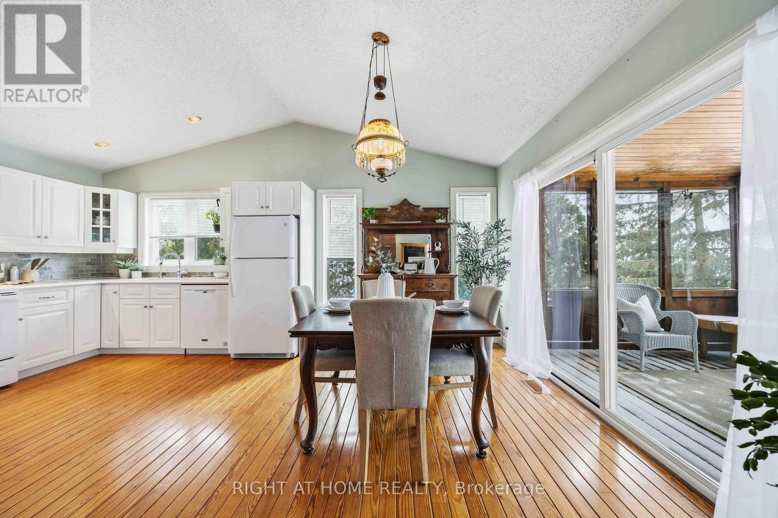 28 Birch Island Road, Scugog, Ontario  L0B 1K0 - Photo 9 - E12655742