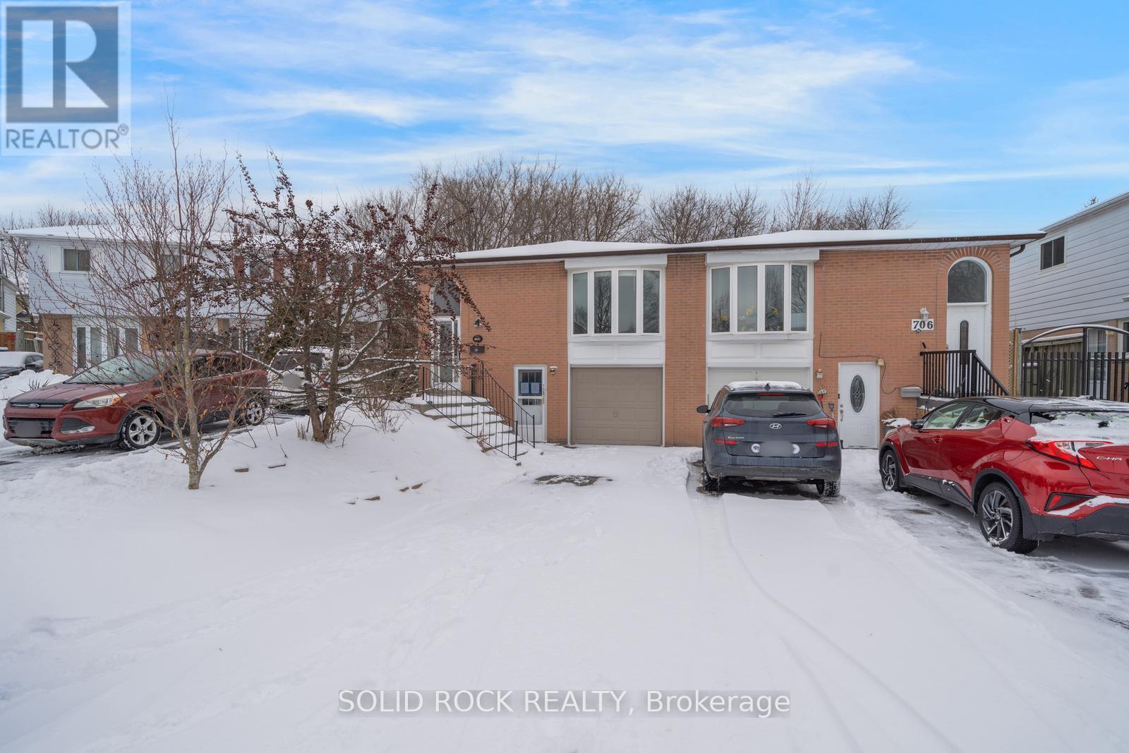 708 Jackson Court, Newmarket, Ontario  L3Y 5A6 - Photo 36 - N12902386