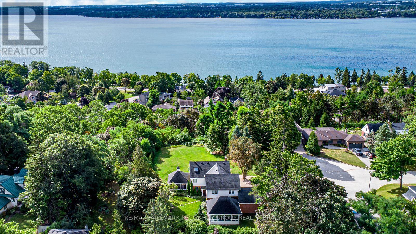 150 COLLINGWOOD STREET, Barrie, Ontario