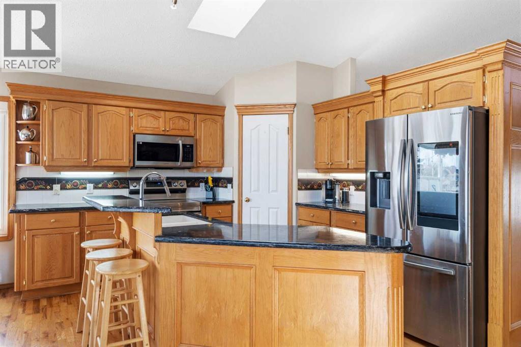 15 Cambridge Glen Drive, Strathmore, Alberta  T1P 1N3 - Photo 14 - A2303433