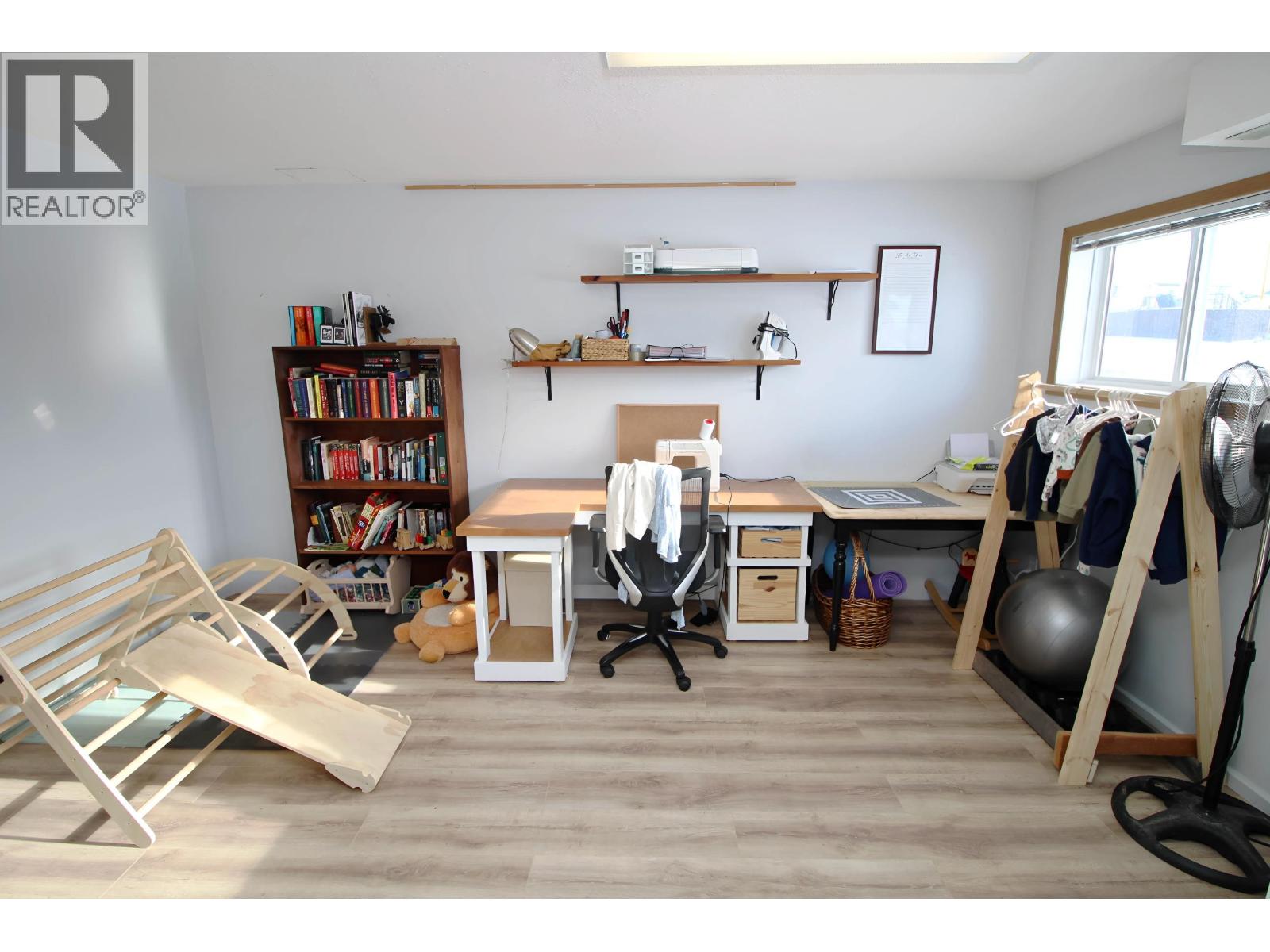 1982 Elliott Crescent, Houston, British Columbia  V0J 1Z0 - Photo 29 - R3093047