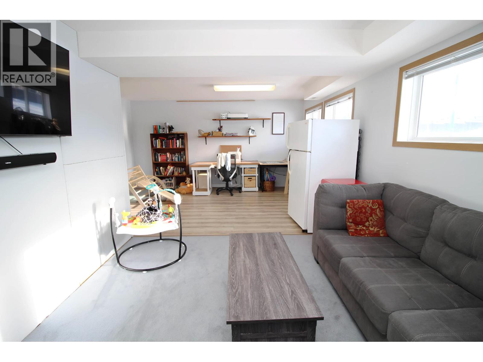 1982 Elliott Crescent, Houston, British Columbia  V0J 1Z0 - Photo 28 - R3093047