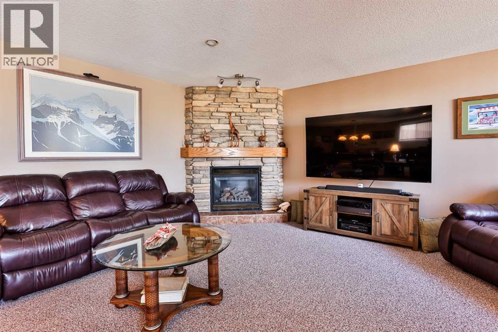 605 Sunridge Crescent W, Lethbridge, Alberta  T1J 0T4 - Photo 22 - A2295177