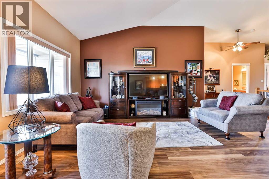 605 Sunridge Crescent W, Lethbridge, Alberta  T1J 0T4 - Photo 8 - A2295177