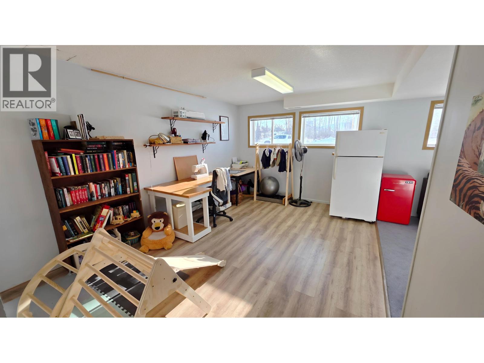 1982 Elliott Crescent, Houston, British Columbia  V0J 1Z0 - Photo 30 - R3093047