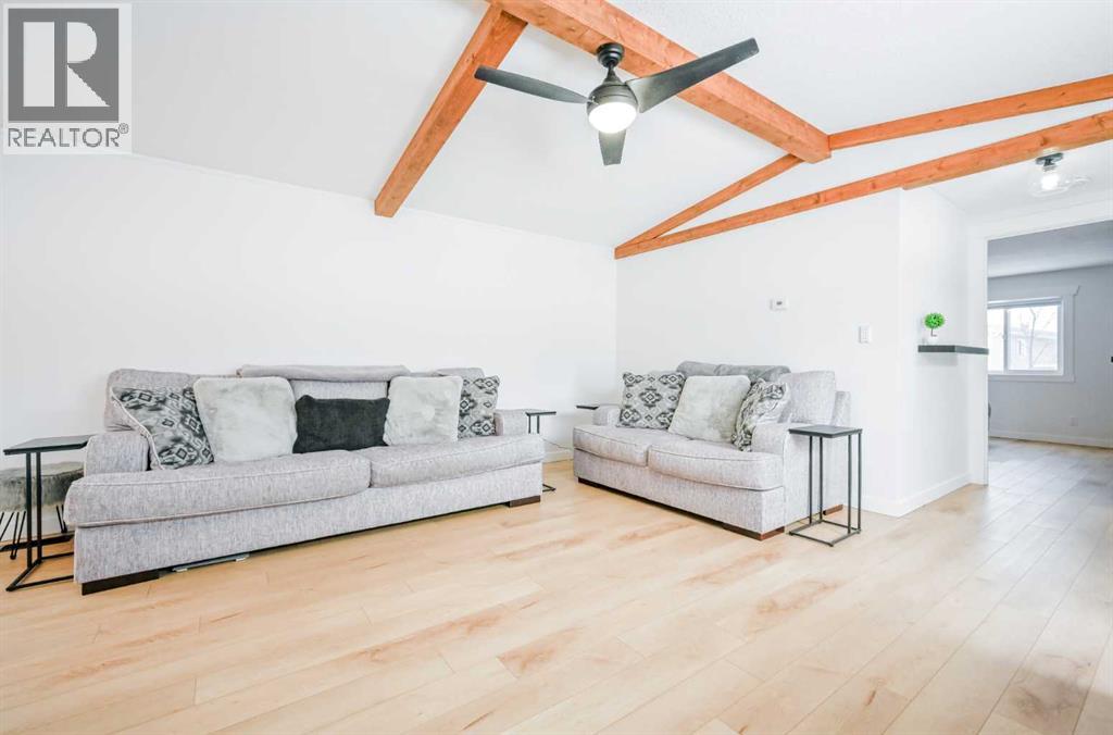 153 Clark Crescent, Rural Grande Prairie No. 1, Alberta  T8W 5K5 - Photo 3 - A2298939