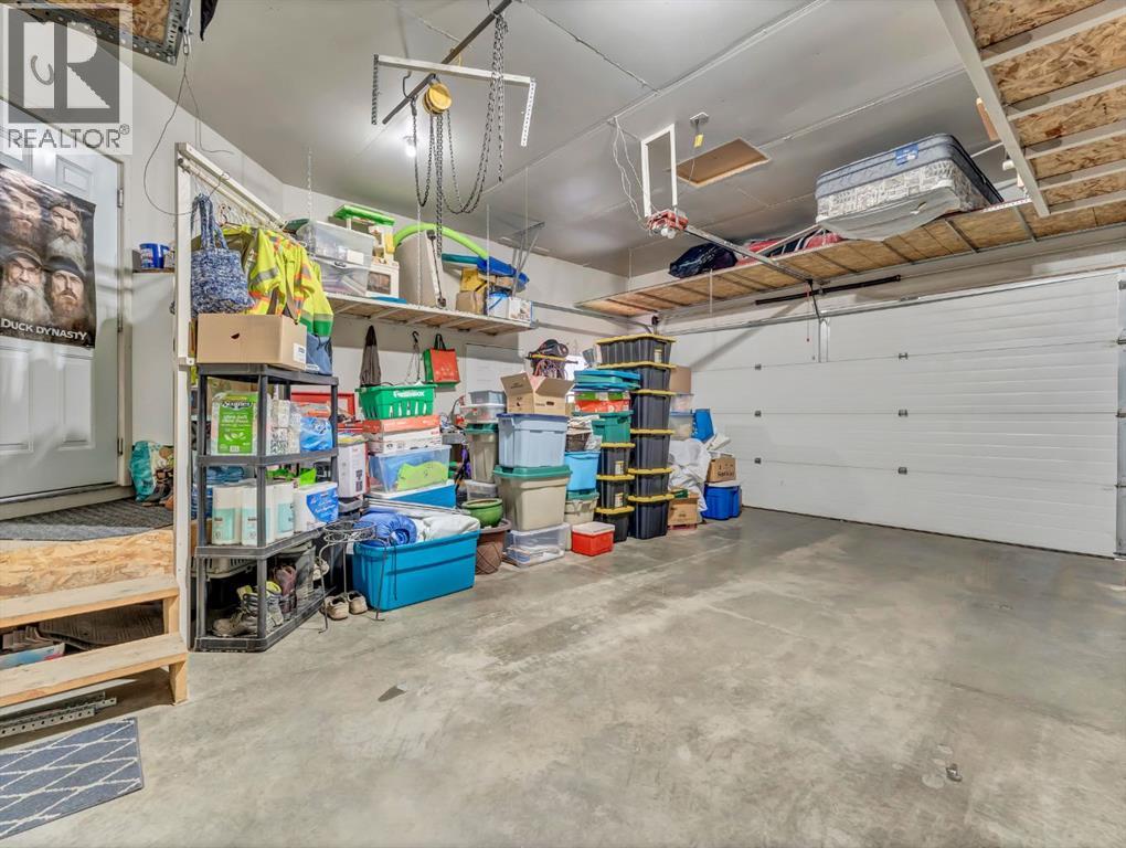 113 Vista Road Se, Medicine Hat, Alberta  T1B 4X6 - Photo 40 - A2302542