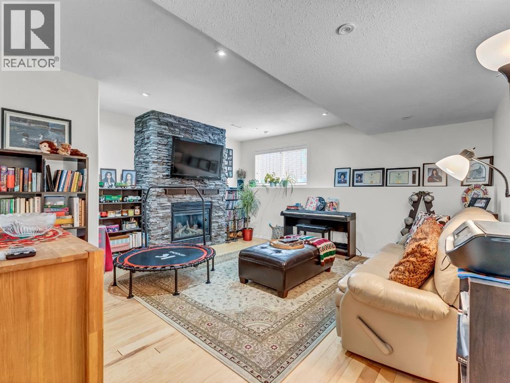 113 Vista Road Se, Medicine Hat, Alberta  T1B 4X6 - Photo 29 - A2302542