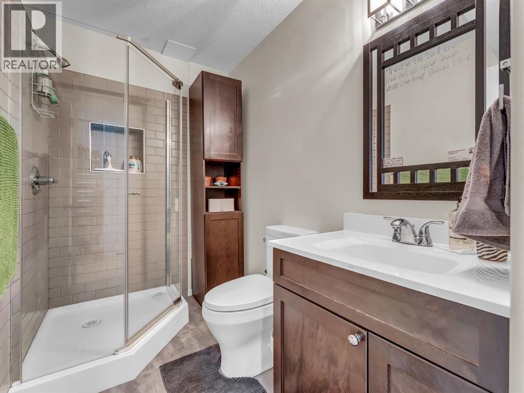 113 Vista Road Se, Medicine Hat, Alberta  T1B 4X6 - Photo 37 - A2302542