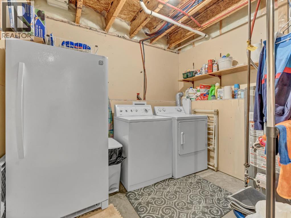 113 Vista Road Se, Medicine Hat, Alberta  T1B 4X6 - Photo 38 - A2302542