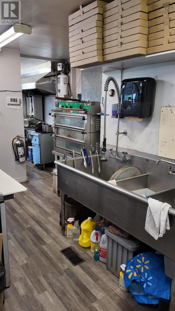 3646 Windsor Street, Halifax, Nova Scotia  B3K 5G9 - Photo 9 - 202607381