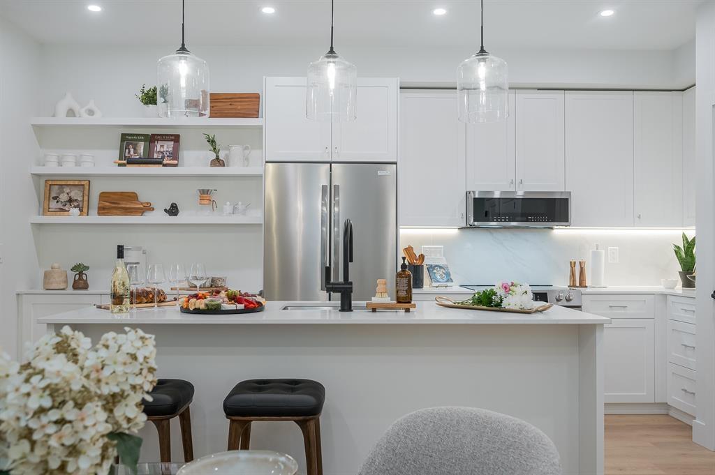 503 46185 Thomas Road, Sardis East Vedder, Chilliwack, British Columbia  V2R 6H3 - Photo 3 - R3112828