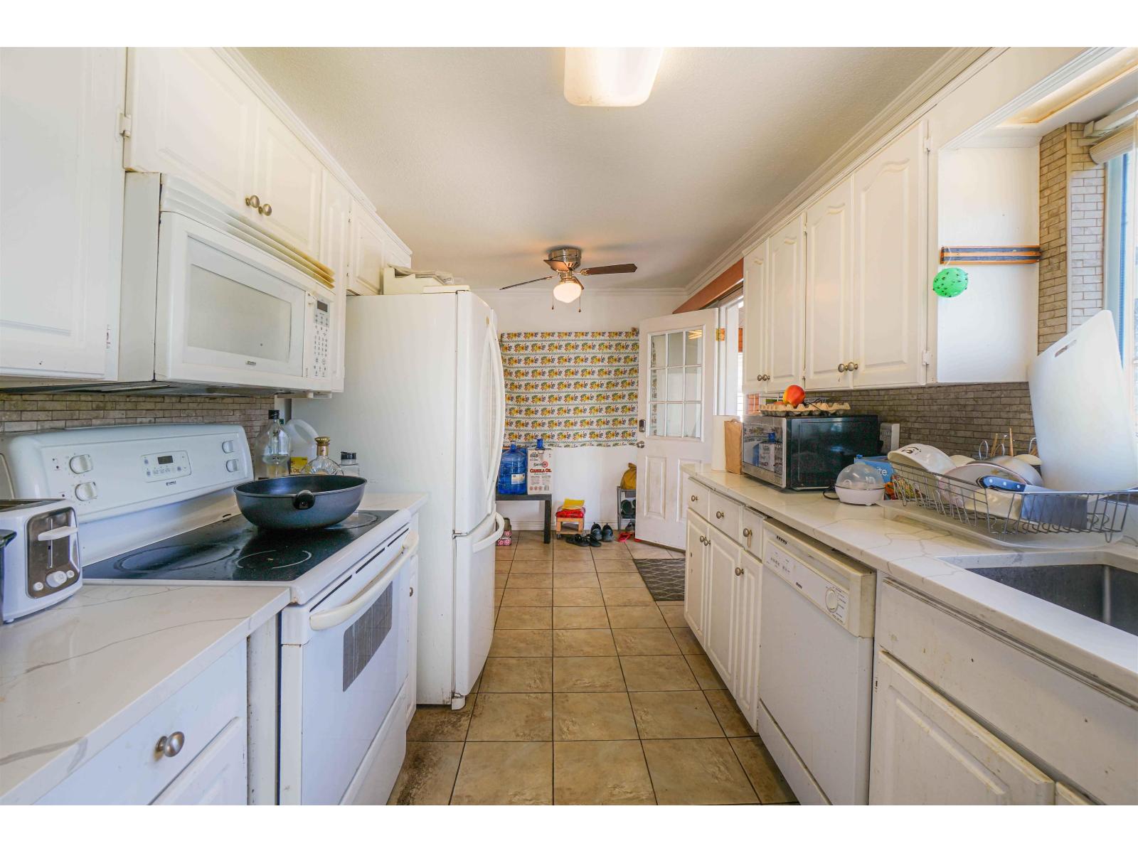 42148 Keith Wilson Road, Greendale, Sardis - Greendale, British Columbia  V2R 4B2 - Photo 6 - R3107966
