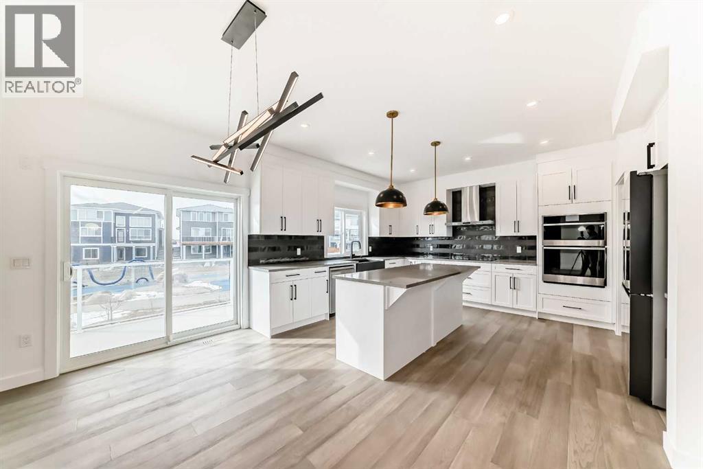 267 Chelsea Heath, Chestermere, Alberta  T1X 2N4 - Photo 3 - A2295827