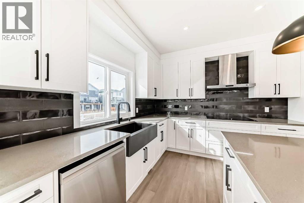 267 Chelsea Heath, Chestermere, Alberta  T1X 2N4 - Photo 5 - A2295827