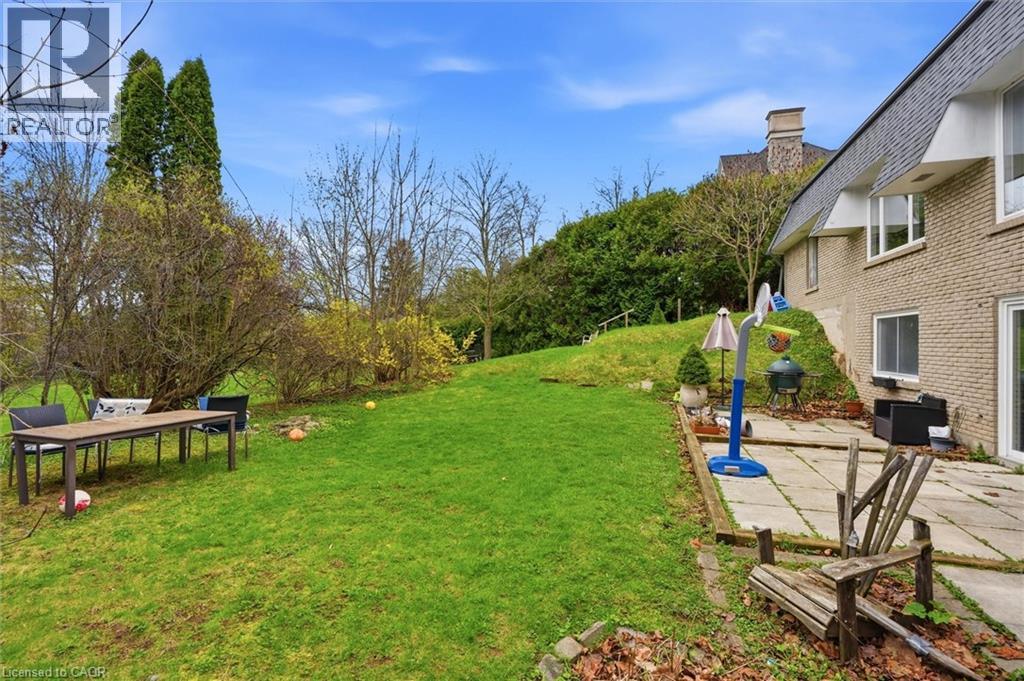 1310 Beaufort Drive, Burlington, Ontario  L7P 4V9 - Photo 7 - 40822009