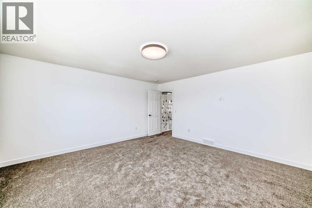 267 Chelsea Heath, Chestermere, Alberta  T1X 2N4 - Photo 29 - A2295827