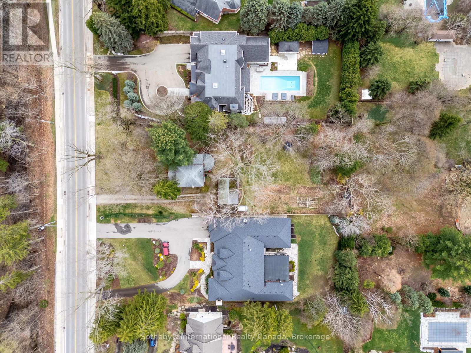 362 Fourth Line, Oakville, Ontario  L6L 5A4 - Photo 2 - W12754188