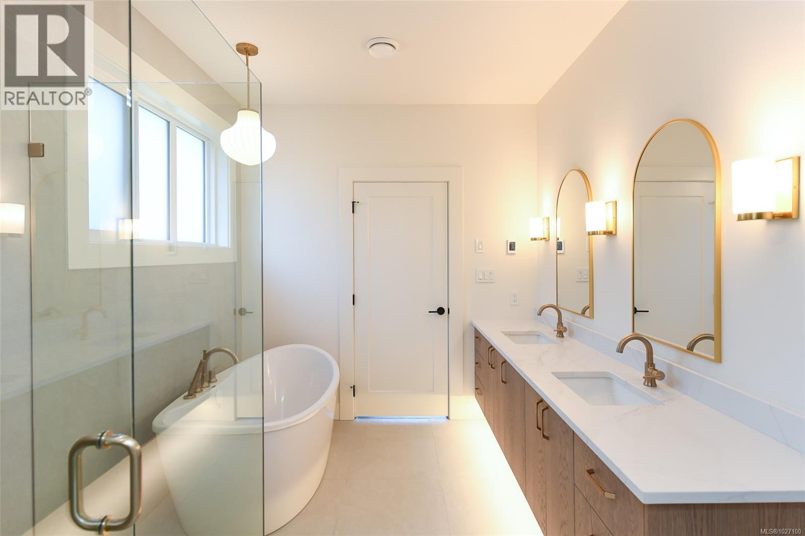 1842 Crown Isle Blvd, Courtenay, British Columbia  V9N 9X5 - Photo 42 - 1027100