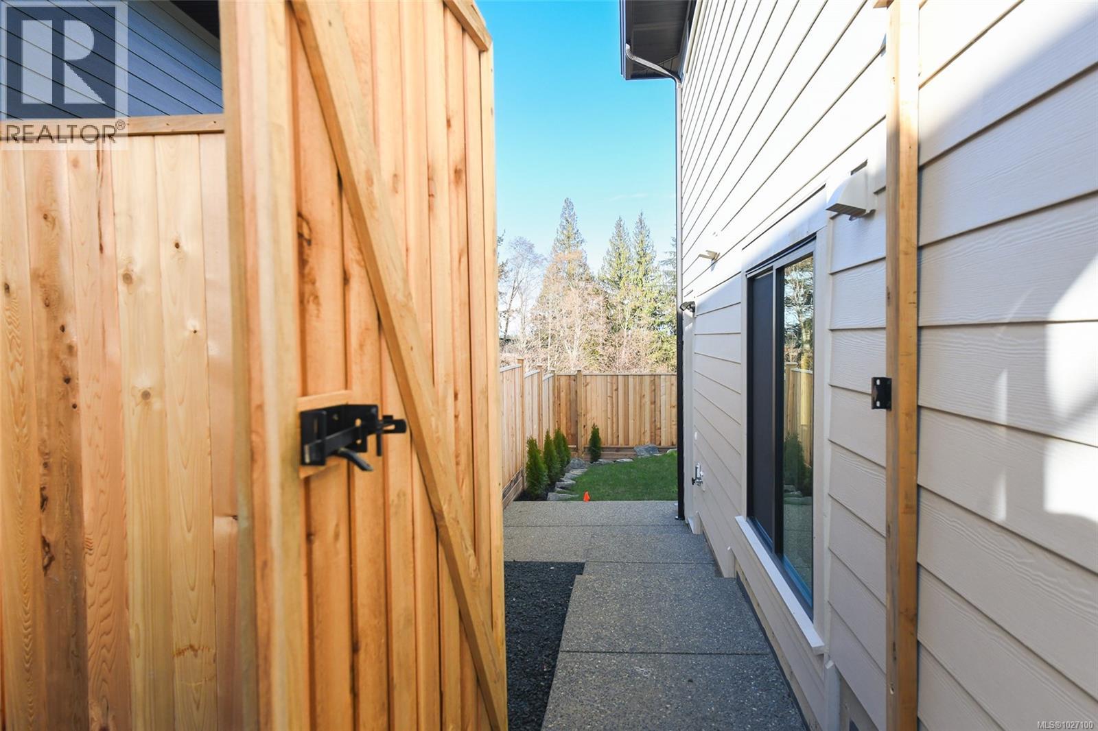 1842 Crown Isle Blvd, Courtenay, British Columbia  V9N 9X5 - Photo 64 - 1027100