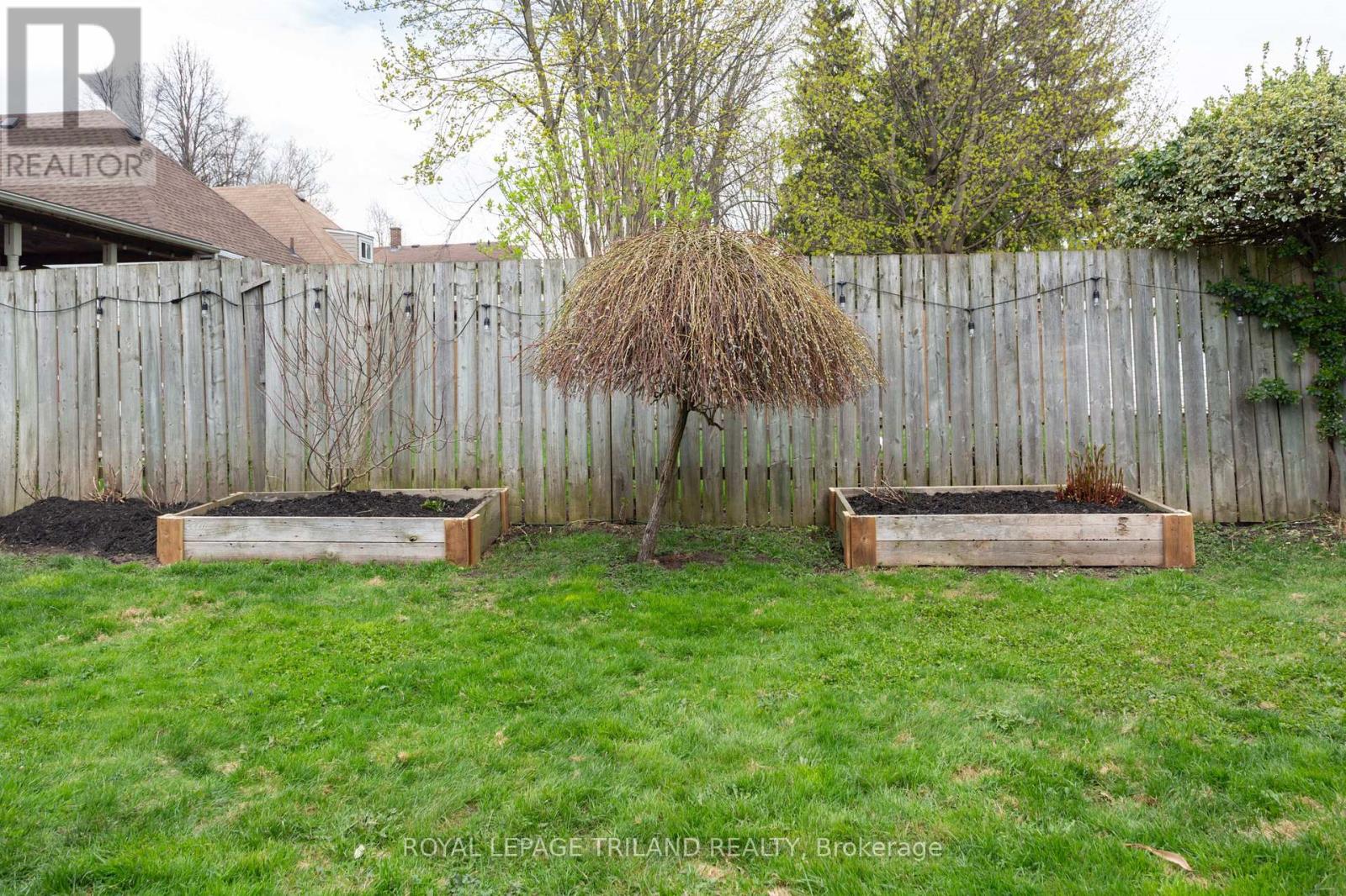 21 Maple Street, St. Thomas, Ontario  N5R 1Y8 - Photo 36 - X13021798