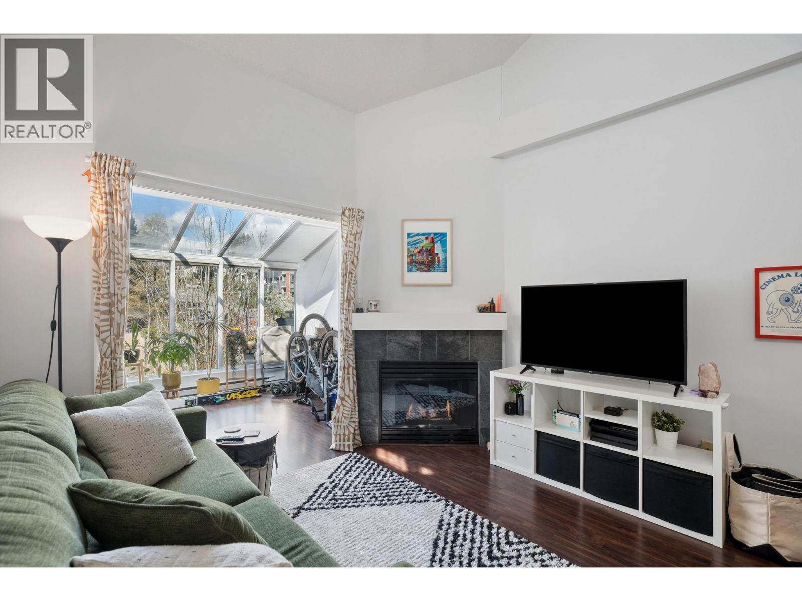 409 3768 Hastings Street, Burnaby, British Columbia  V5C 2H5 - Photo 7 - R3113243