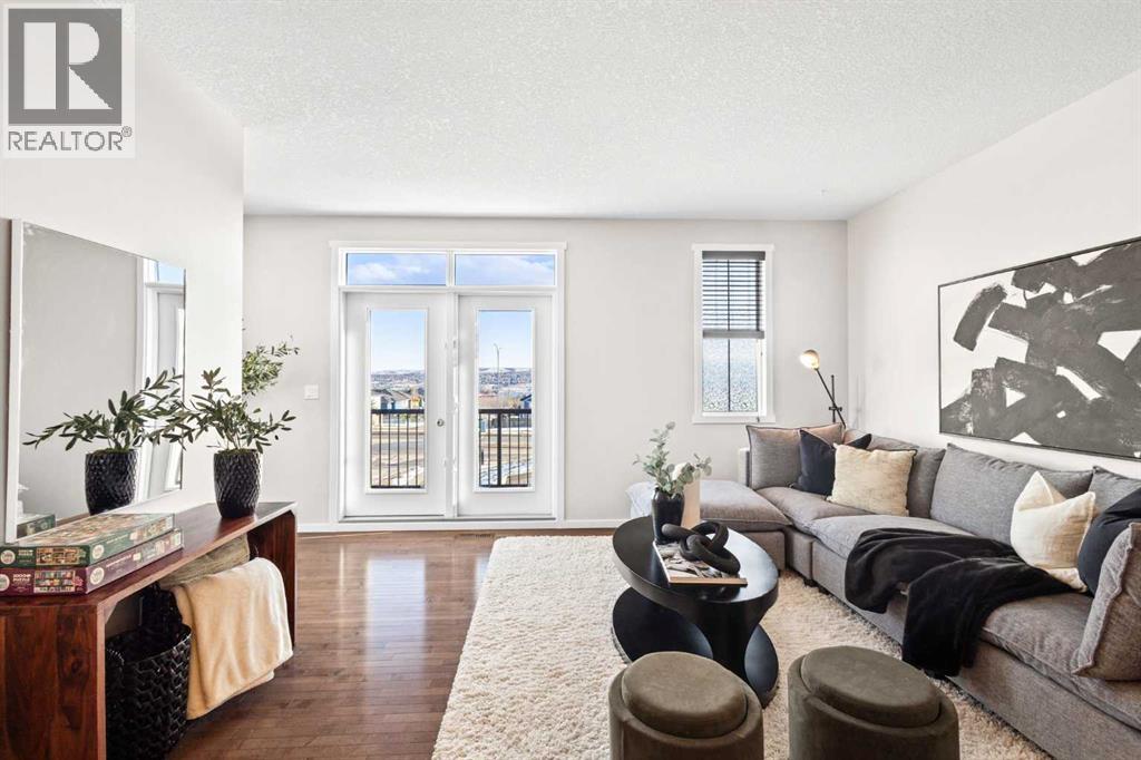 83 Evansview Gardens Nw, Calgary, Alberta  T3P 0L2 - Photo 3 - A2302106