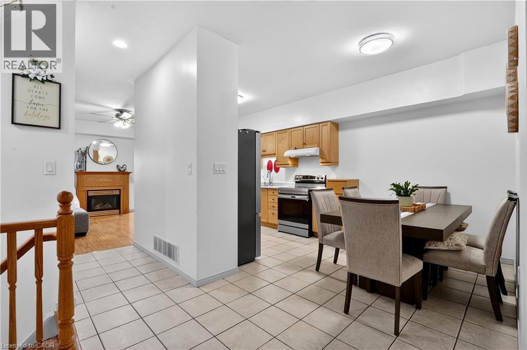 380 Highland Road Unit# W, Stoney Creek, Ontario  L8J 3W3 - Photo 5 - 40822508