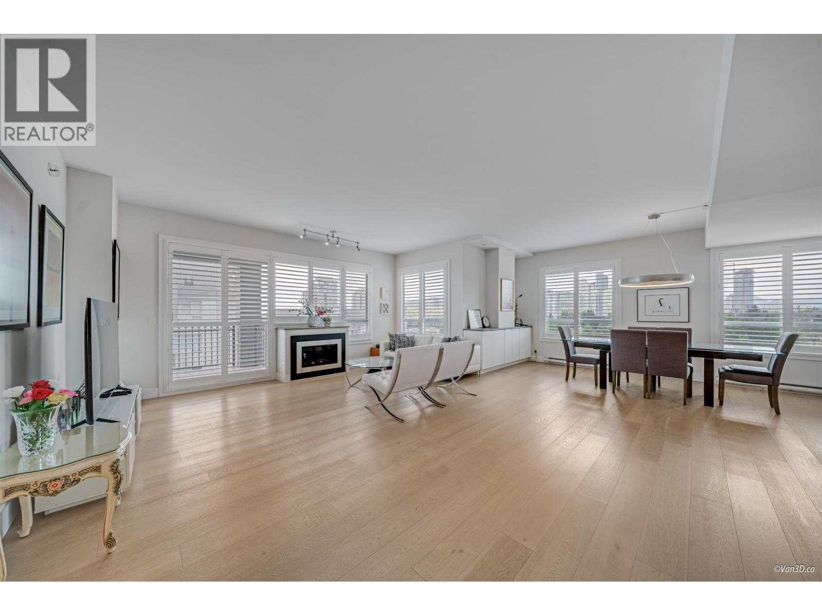 2102 555 Austin Avenue, Coquitlam, British Columbia  V3K 6R8 - Photo 8 - R3113326