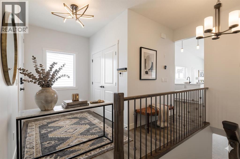 125 Monarch Bend, Rural Rocky View County, Alberta  T3Z 0K4 - Photo 2 - A2302248