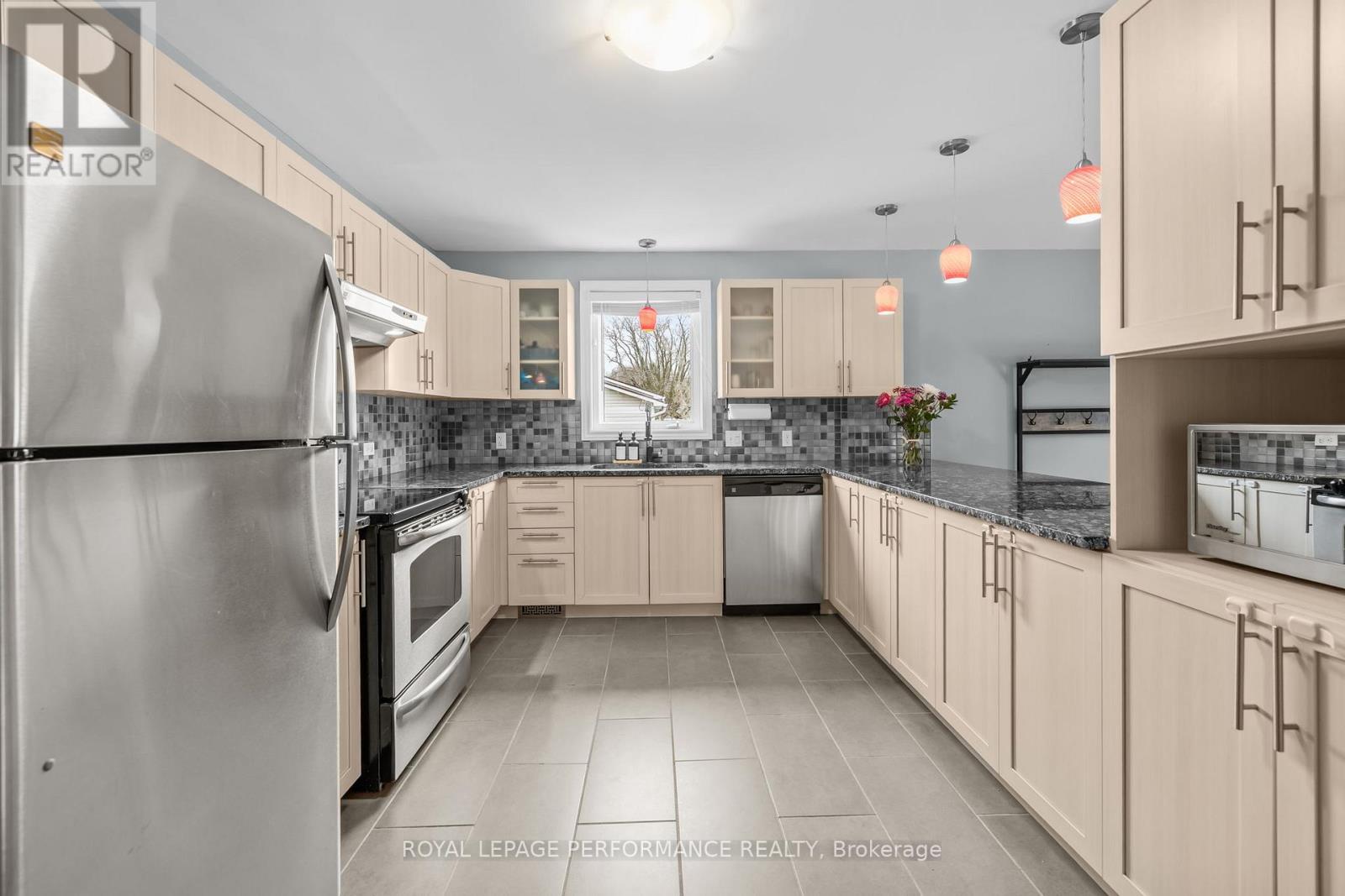 14 Maria Street, Casselman, Ontario  K0A 1M0 - Photo 8 - X13021750