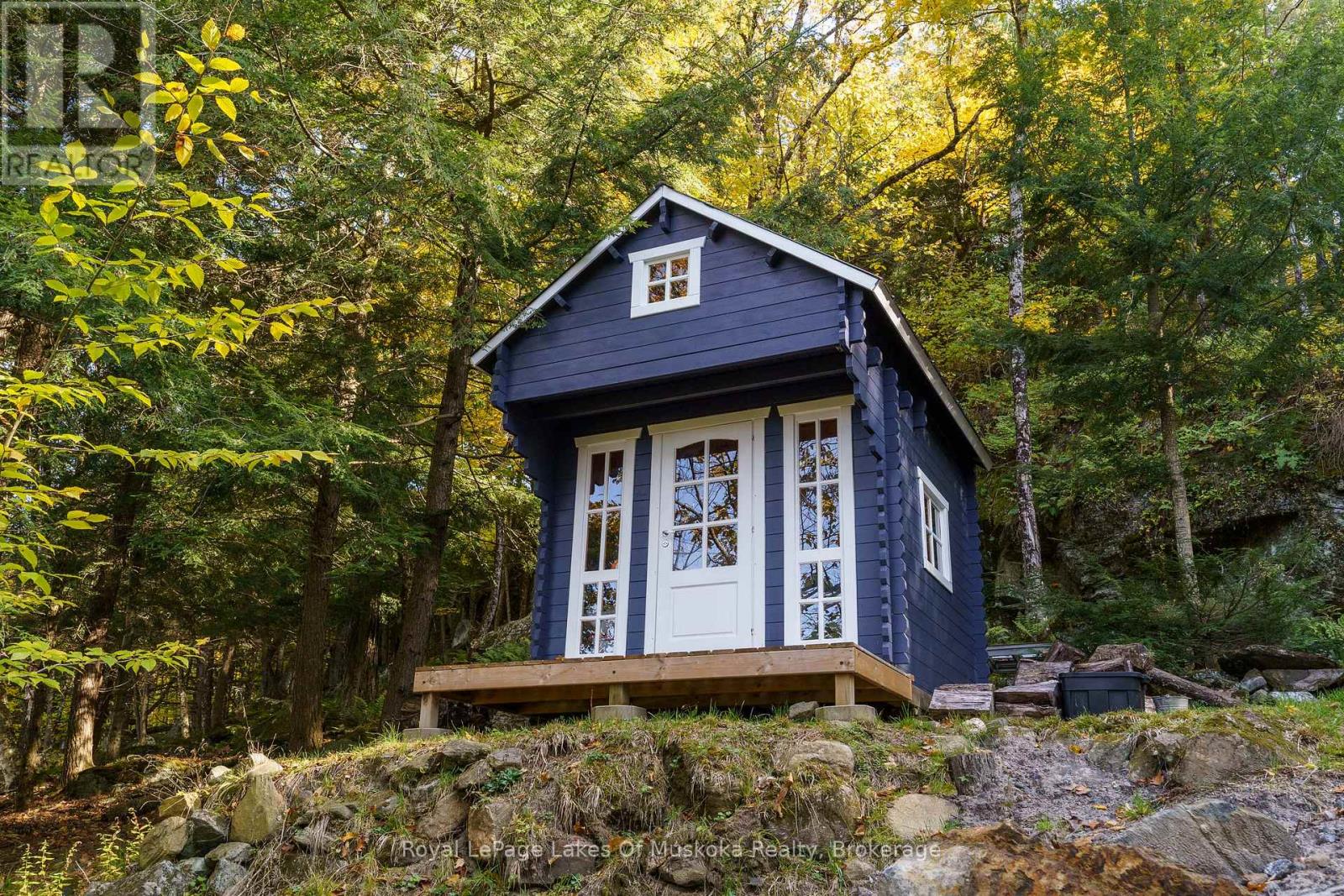 1361 Rosseau Lake 2 Road, Muskoka Lakes, Ontario  P0B 1M0 - Photo 32 - X12921032