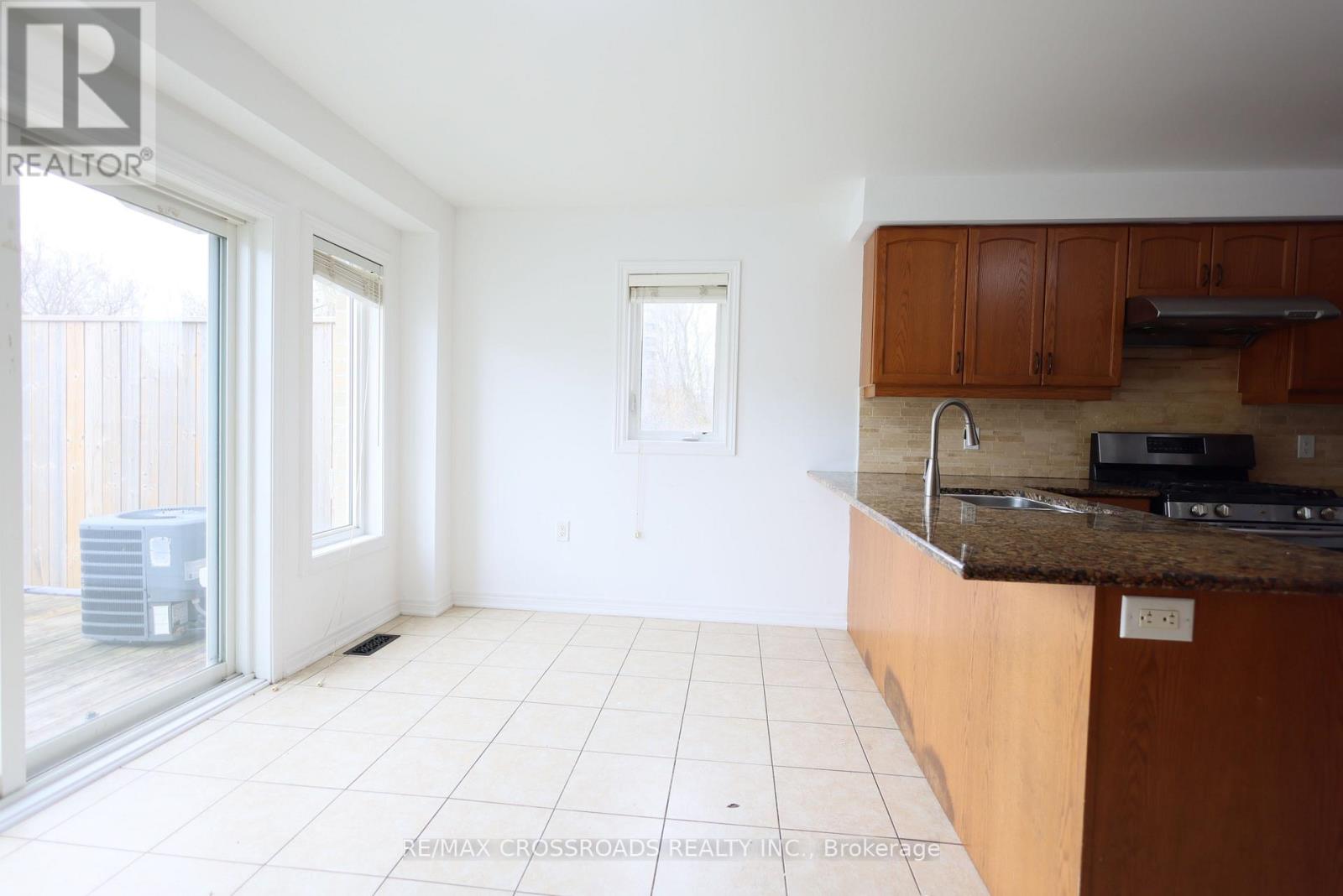 1309 Danforth Road, Toronto, Ontario  M1J 0B1 - Photo 13 - E13016934