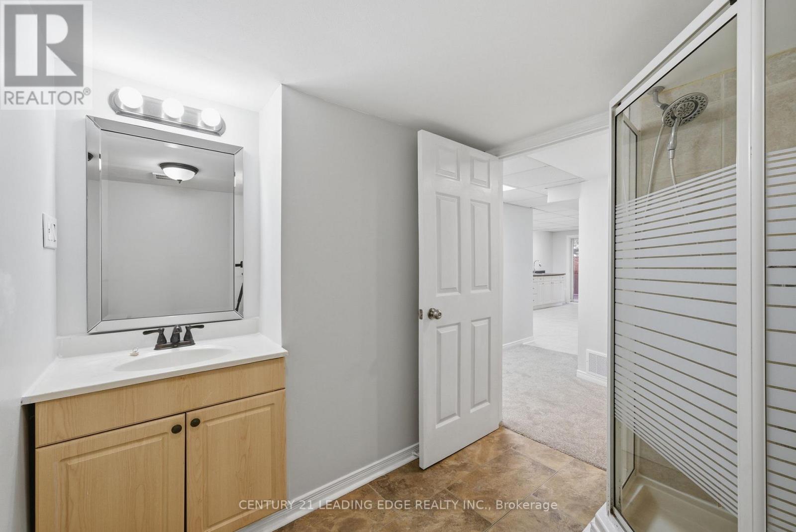 87 Tallships Drive, Whitby, Ontario  L1N 9X5 - Photo 33 - E13021484