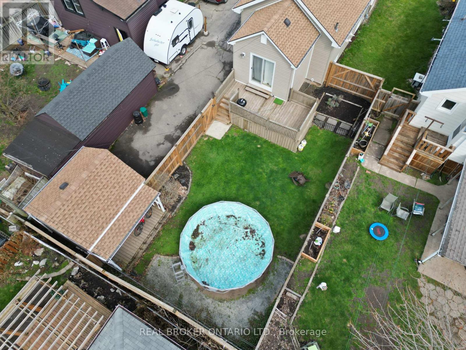 65 Christmas Street, Port Colborne, Ontario  L3K 1M4 - Photo 37 - X13021722