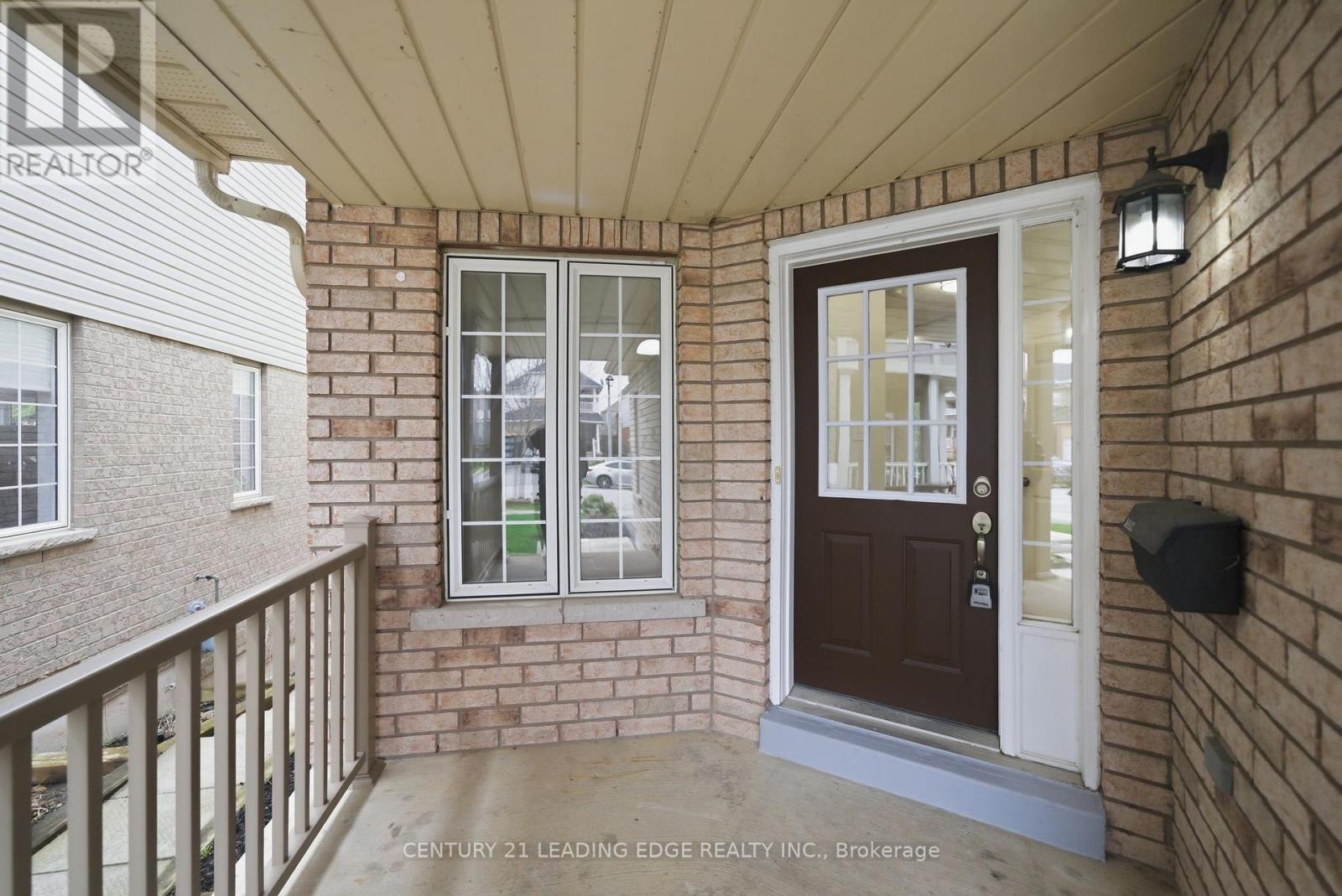 87 Tallships Drive, Whitby, Ontario  L1N 9X5 - Photo 5 - E13021484